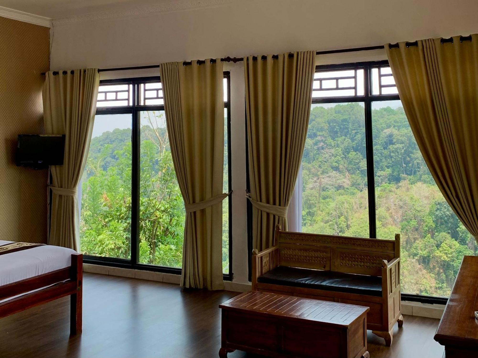 彭杜克塞纳鲁小屋酒店 森纳儒 外观 照片